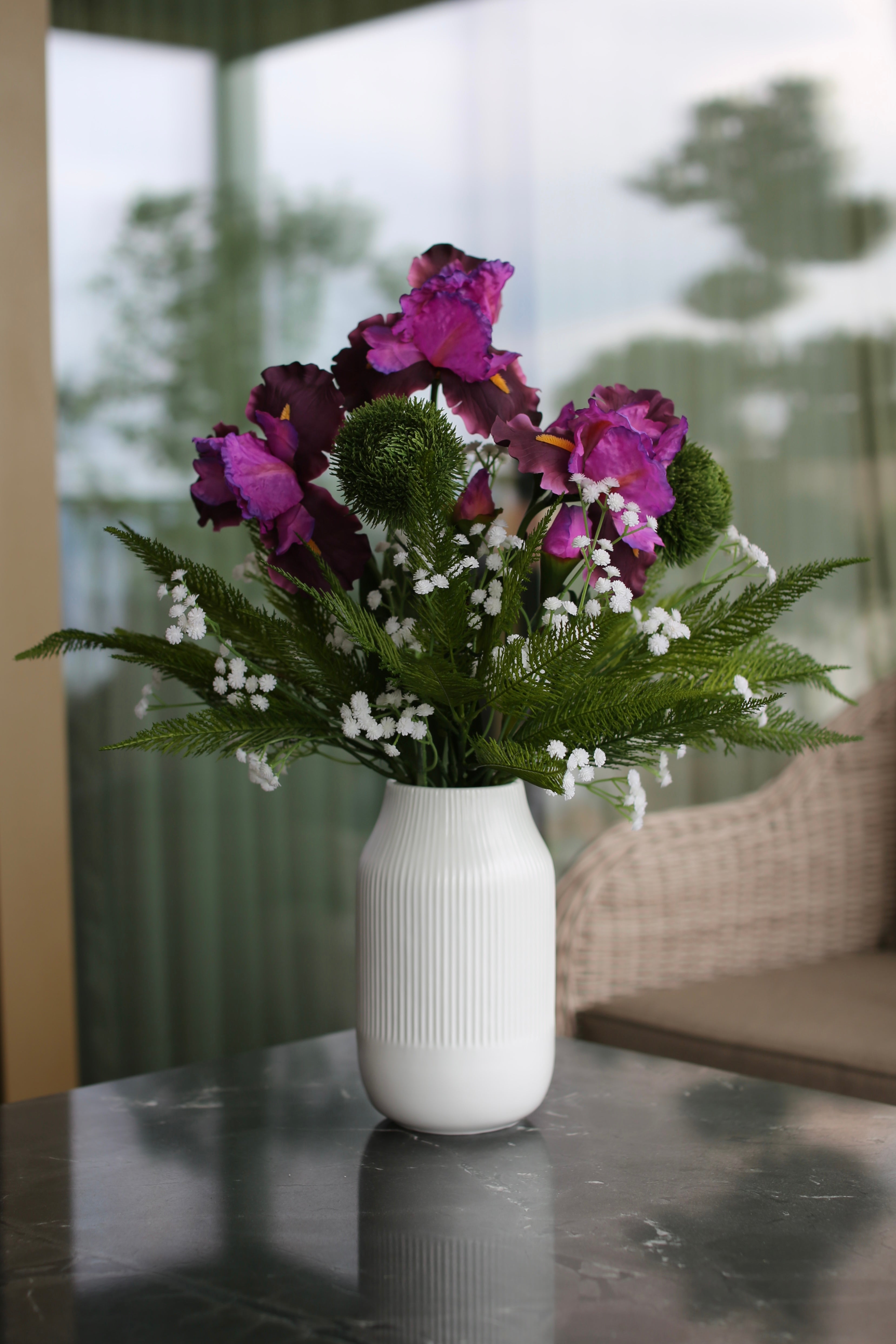 The Astoria Bouquet Magenta