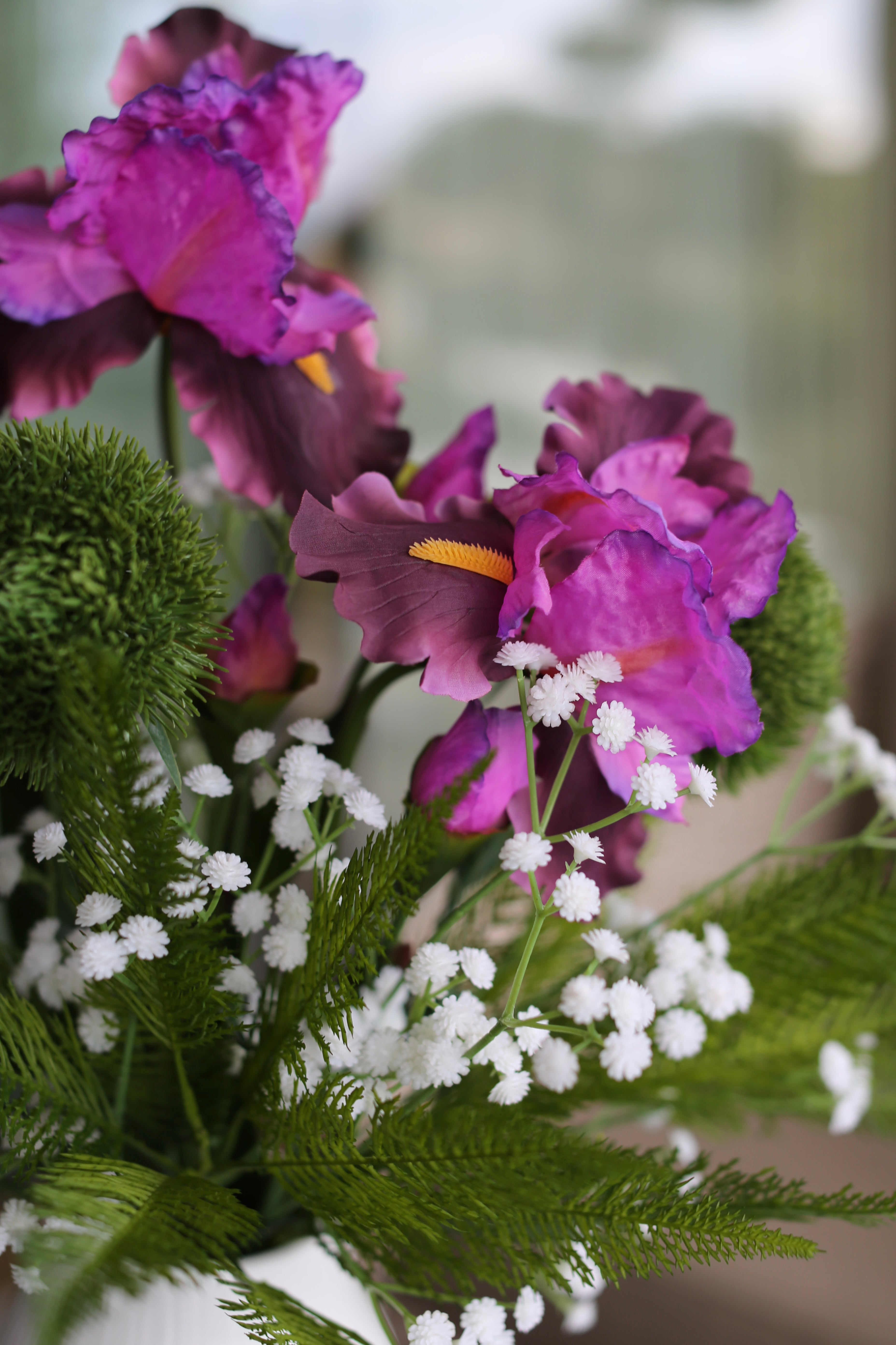 The Astoria Bouquet Magenta